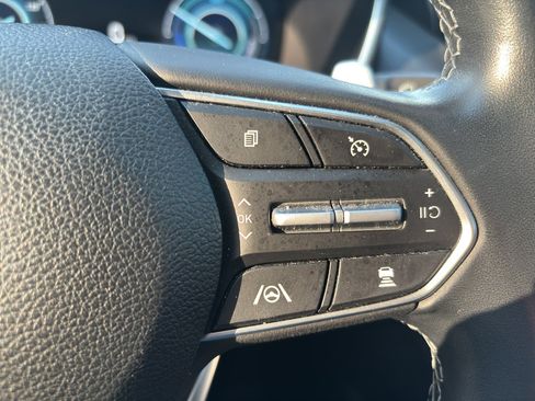 Used 2023 Hyundai Santa Fe SEL Premium image 9