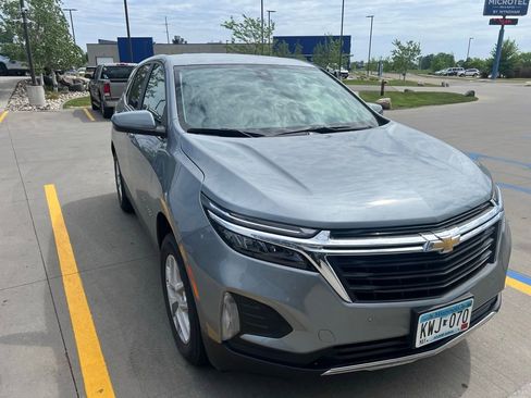 Used 2023 Chevrolet Equinox LT AWD/4WD image 5