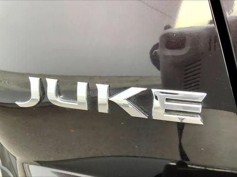 Used 2014 Nissan Juke SV w/ Premium Appearance Package image 9