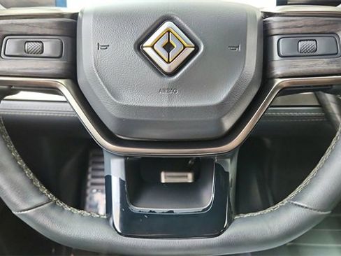 Used 2022 Rivian R1T Adventure image 39