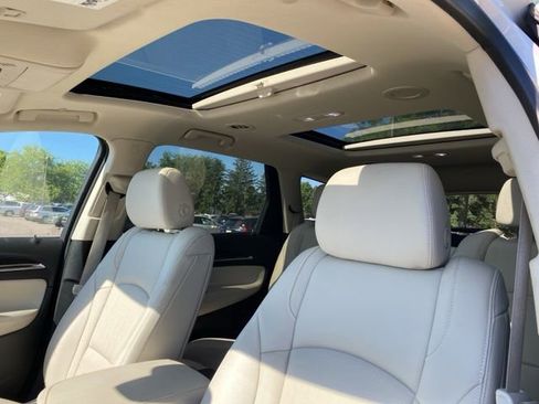 Used 2023 Buick Enclave Essence w/ Experience Buick Package AWD/4WD image 14