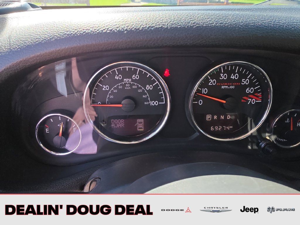 Used 2017 Jeep Wrangler Unlimited Rubicon AWD/4WD image 16