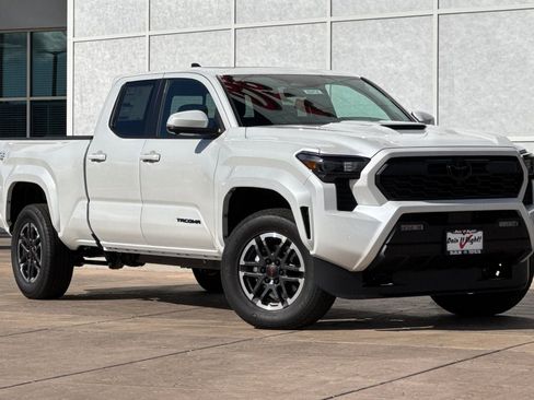 New 2026 Toyota Tacoma TRD Sport image 2