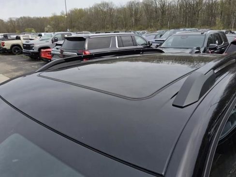 Used 2025 Chevrolet Equinox RS w/ Safety and Technology Package AWD/4WD image 8