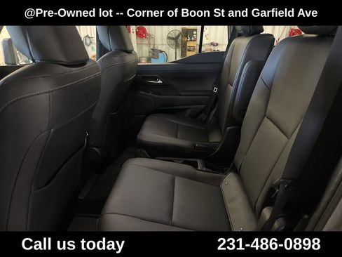 Used 2026 Lexus GX 550 w/ Accessory Package (2T) AWD/4WD image 27