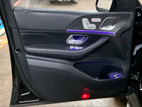 Used 2021 Mercedes-Benz GLE 350 4MATIC image 24