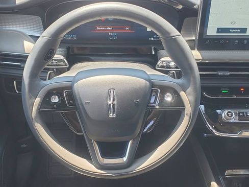 Certified 2023 Lincoln Corsair Reserve FWD image 24
