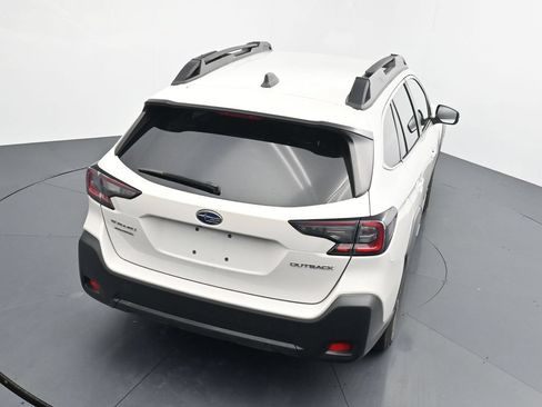 Used 2024 Subaru Outback Premium AWD/4WD image 14