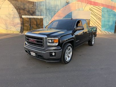 Used 2015 GMC Sierra 1500 SLE w/ SLE Value Package