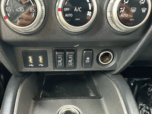 Used 2022 Mitsubishi Outlander Sport SE image 21