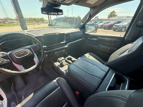 Used 2023 GMC Sierra 1500 SLT w/ SLT Premium Plus Package image 13
