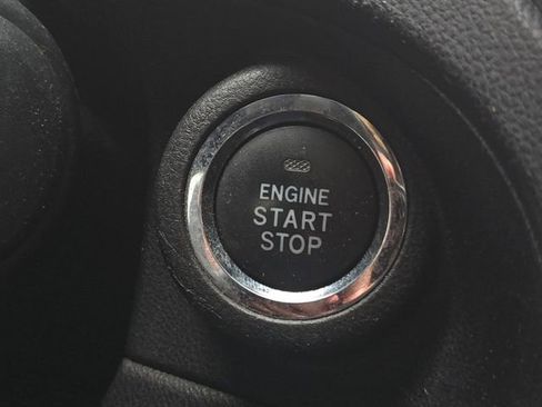 Used 2020 Subaru Ascent Premium w/ Convenience Package image 24