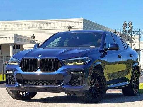 Used 2021 BMW X6 sDrive40i w/ M Sport Package RWD image 2