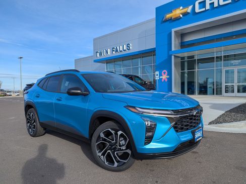 New 2026 Chevrolet Trax RS w/ Sunroof Package image 1