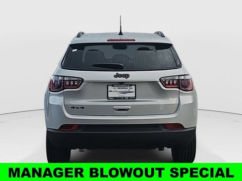 New 2026 Jeep Compass Latitude AWD/4WD image 4