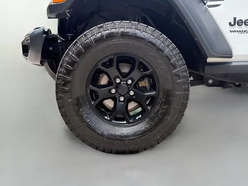Used 2021 Jeep Wrangler Unlimited Sport AWD/4WD image 40
