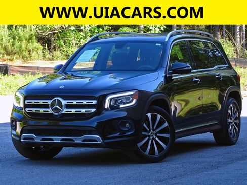 Used 2021 Mercedes-Benz GLB 250 w/ Premium Package image 1
