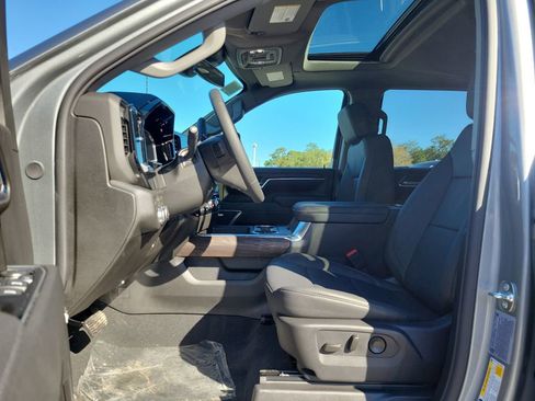 New 2026 GMC Sierra 2500 SLT w/ SLT Premium Package image 23