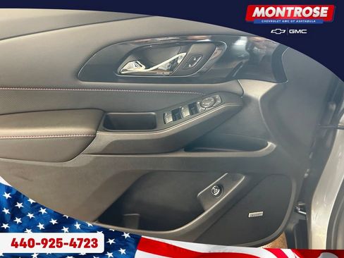 Certified 2023 Chevrolet Traverse RS w/ LPO, Floor Liner Package AWD/4WD image 9