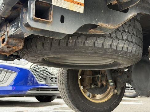 Used 2019 Ford F350 Platinum w/ Snow Plow Prep Package image 40