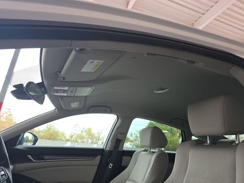 Used 2018 Honda Accord LX image 33