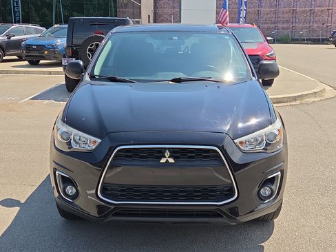 Used 2014 Mitsubishi Outlander Sport ES FWD image 8
