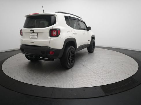 Used 2018 Jeep Renegade Sport w/ Power & Air Group AWD/4WD image 32