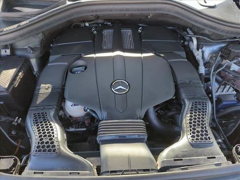 Used 2019 Mercedes-Benz GLS 450 4MATIC image 24