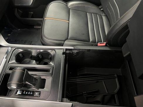 Used 2023 Ford F150 Platinum image 37