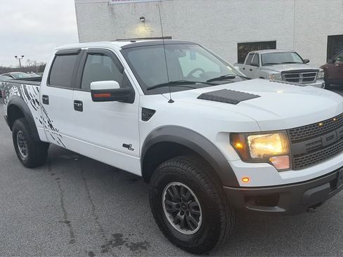 Used 2011 Ford F150 Raptor w/ Raptor Luxury Pkg image 31