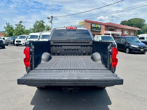 Used 2020 Toyota Tundra Limited w/ Limited Premium Package AWD/4WD image 31