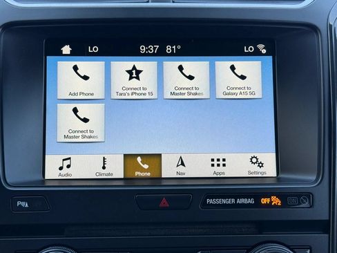 Used 2018 Ford Explorer XLT w/ Equipment Group 201A AWD/4WD image 35