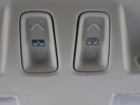 Used 2021 Ford Escape Titanium image 25