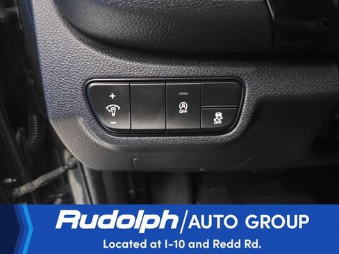 Used 2025 Kia Seltos S FWD image 12