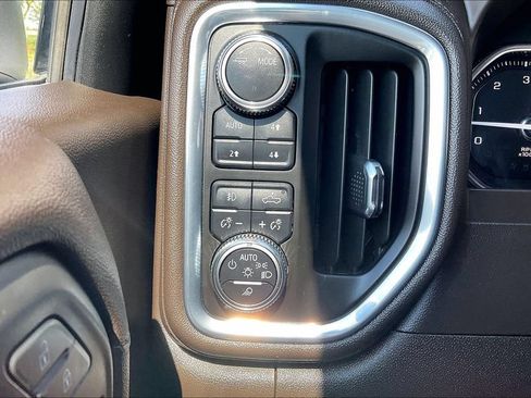 Used 2022 GMC Sierra 1500 Denali AWD/4WD image 35
