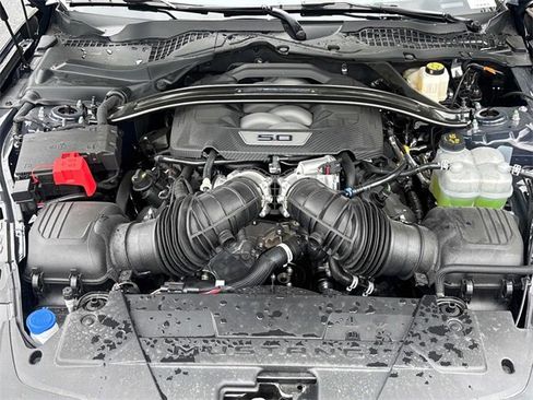 New 2025 Ford Mustang Dark Horse image 3