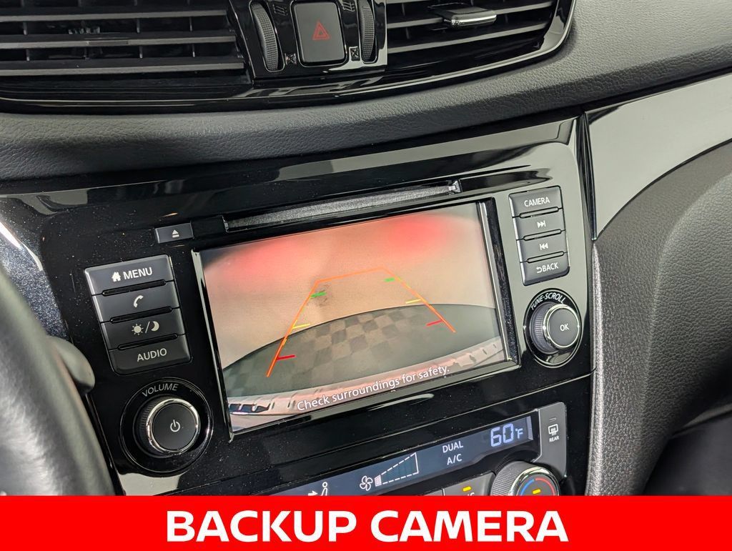 Used 2021 Nissan Rogue Sport SV FWD image 9
