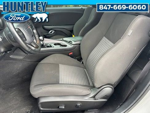 Used 2023 Dodge Challenger R/T image 15