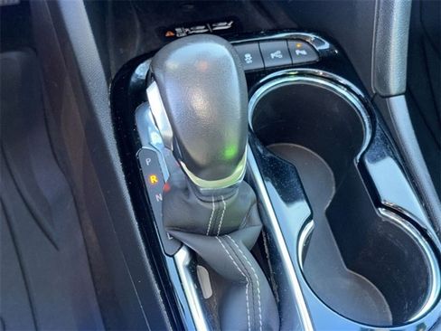 Certified 2021 Buick Encore GX Essence w/ Advanced Technology Package image 16