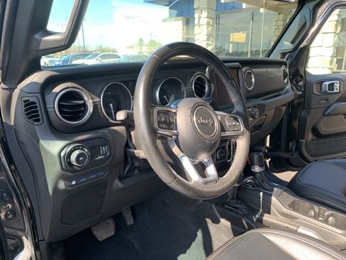 Used 2023 Jeep Wrangler Unlimited Sahara w/ Cold Weather Group AWD/4WD image 23