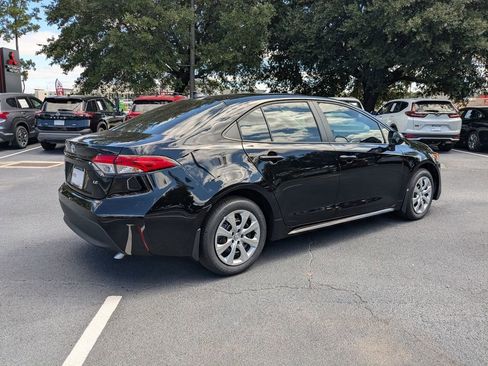 New 2026 Toyota Corolla LE FWD image 4