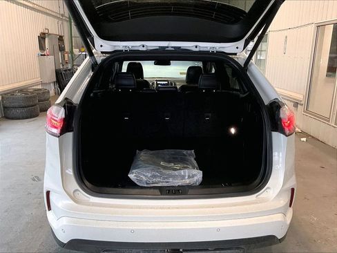 Used 2022 Ford Edge ST-Line w/ Class II Trailer Tow Package image 34
