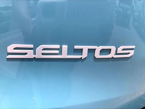 Used 2024 Kia Seltos S AWD/4WD image 33