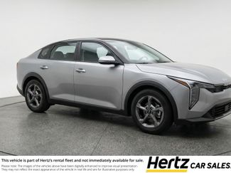 Used 2025 Kia K4 LXS video 1