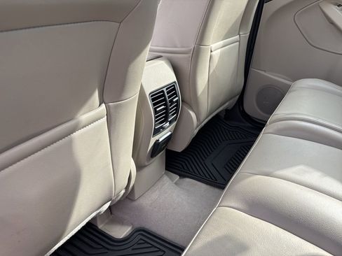 Used 2014 Ford C-MAX SEL w/ Equipment Group 302A image 29