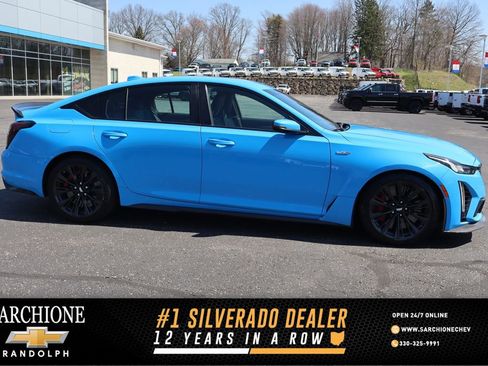 Used 2022 Cadillac CT5 V Blackwing w/ Carbon Fiber Package 2 RWD image 1