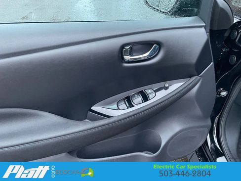 Used 2023 Nissan Leaf SV Plus image 18