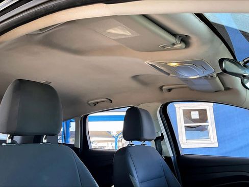 Used 2016 Ford Escape S image 12