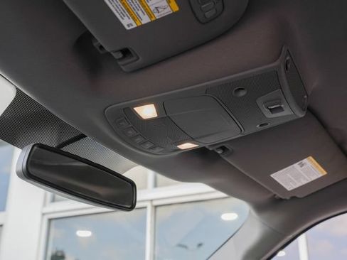 Used 2017 Ford F150 Lariat RWD image 25
