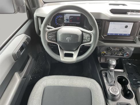 Used 2022 Ford Bronco 4-Door AWD/4WD image 12